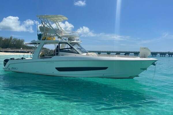 2016 Boston Whaler