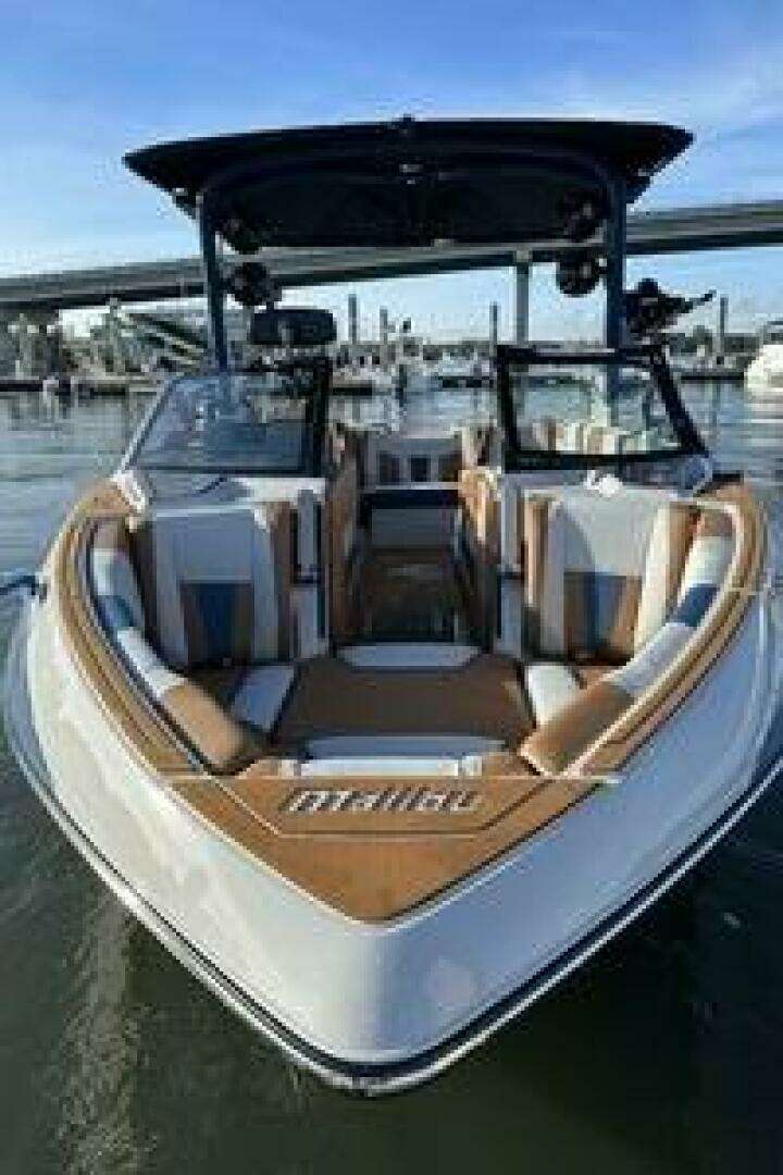 2023 Malibu Wakesetter LSV - Image 15
