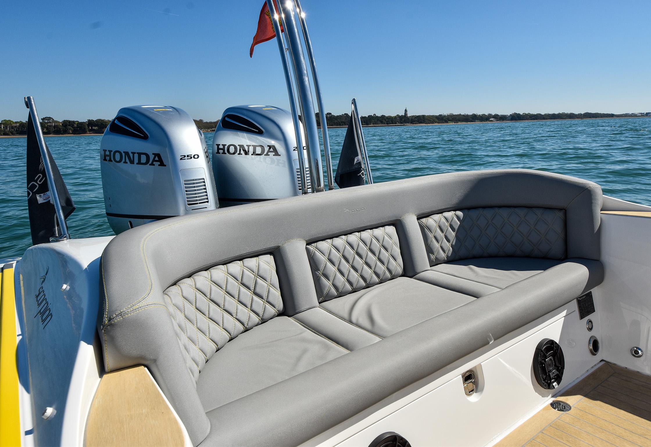 Serket 92 - Aft Seating