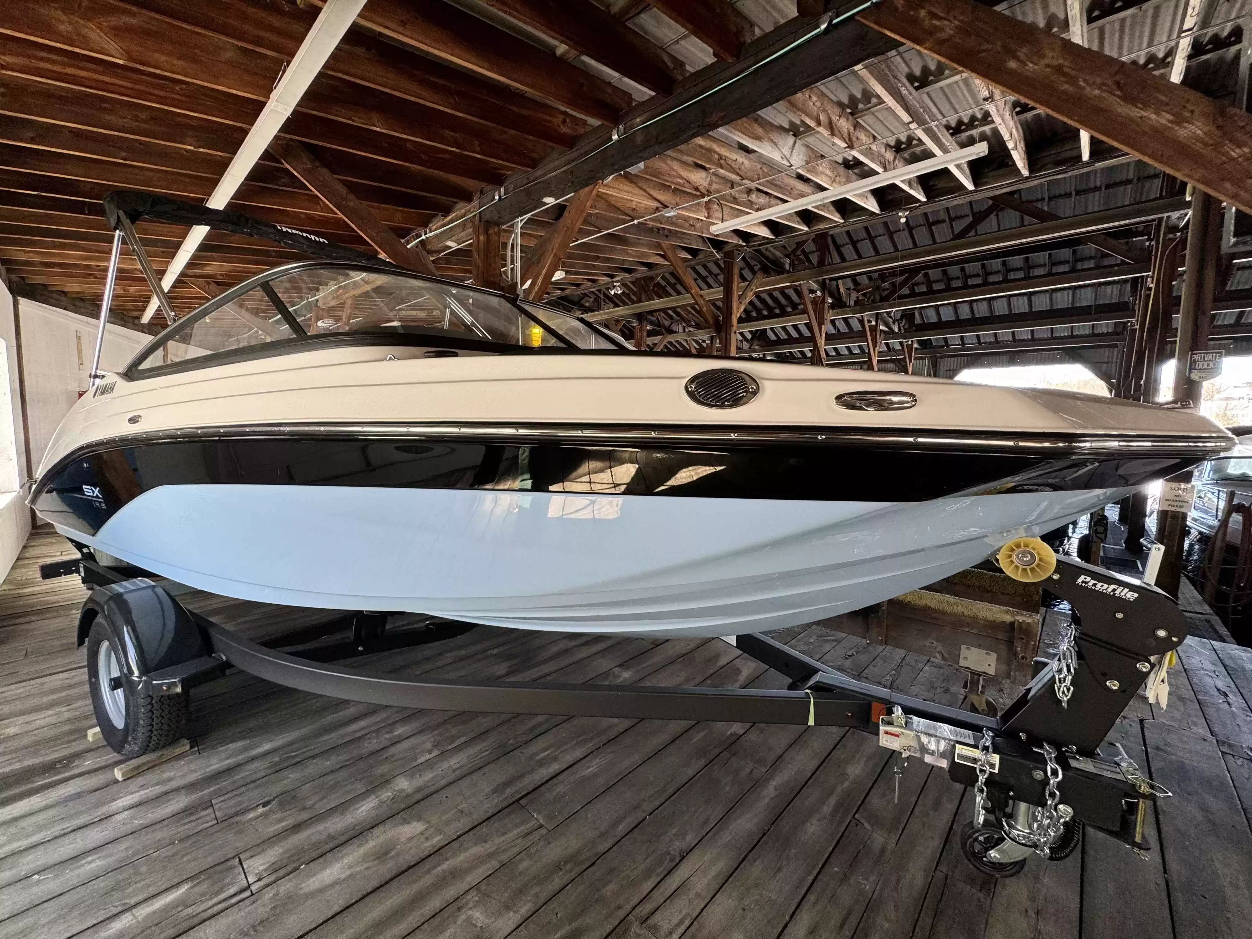 2026 Yamaha Boats SX195 - 2