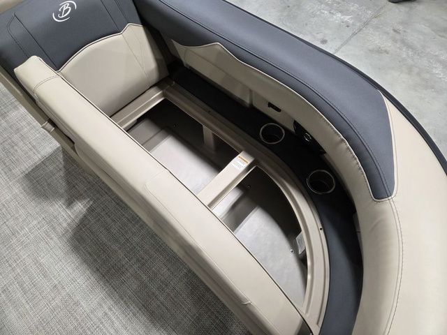 2027 BARLETTA BOATS Sanza 22 UC - 20