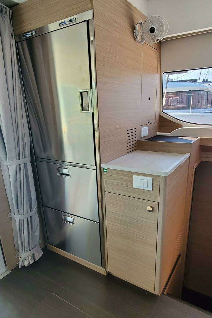 2026 Lagoon 43 Owner's Version - Image 17