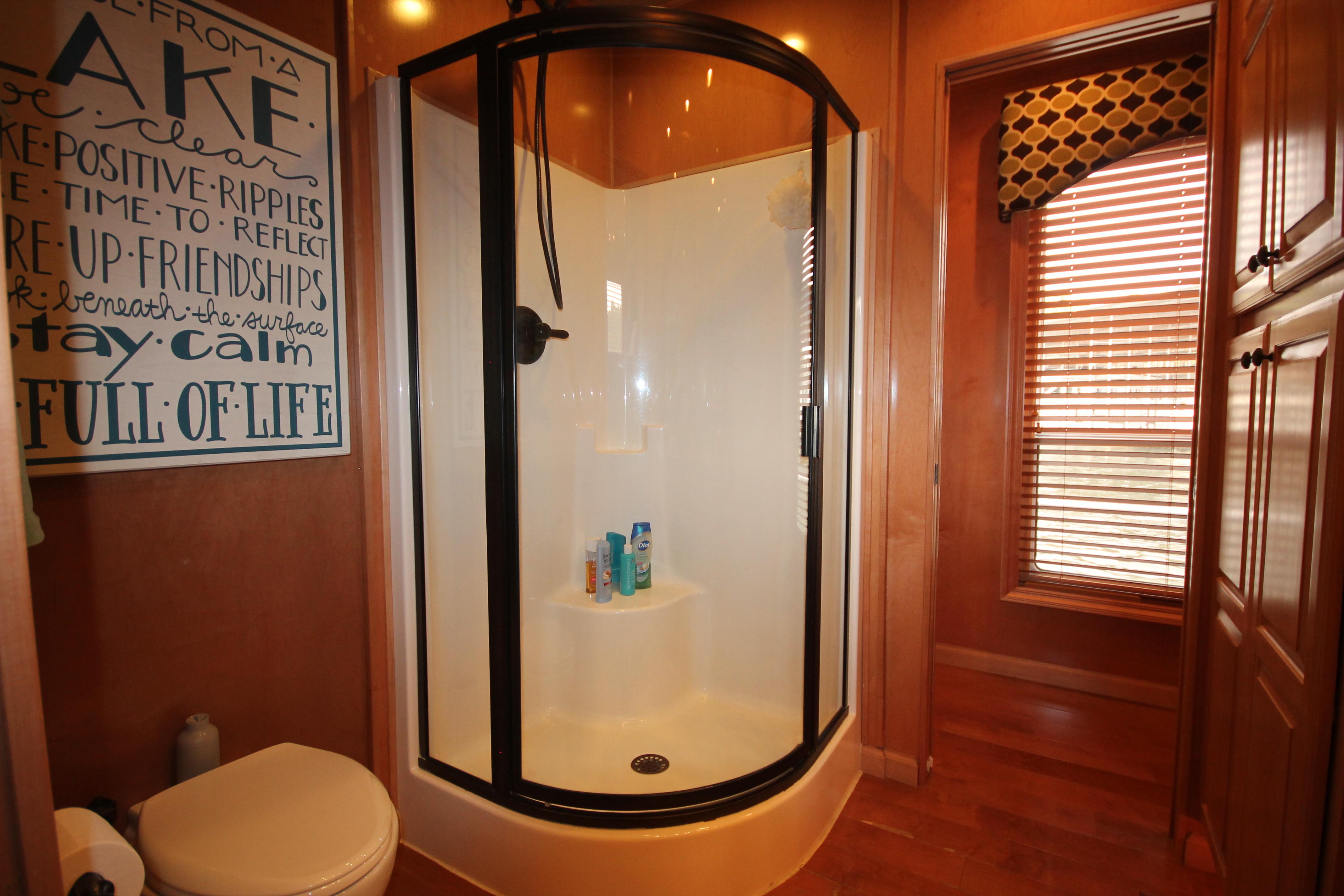 2008 Sharpe 105 Custom Houseboat - 137