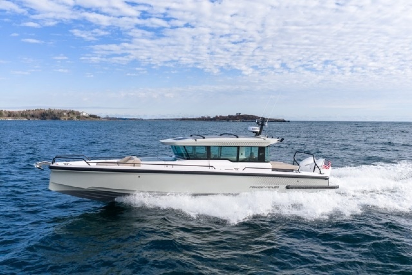 2026 Axopar Axopar 37 XC - Image 4