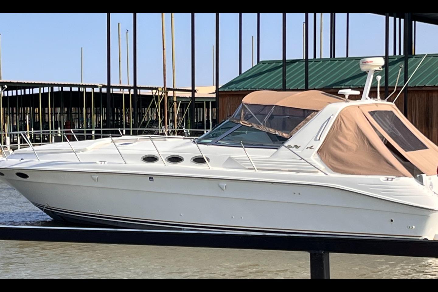 1996 Sea Ray 400 Express Cruiser