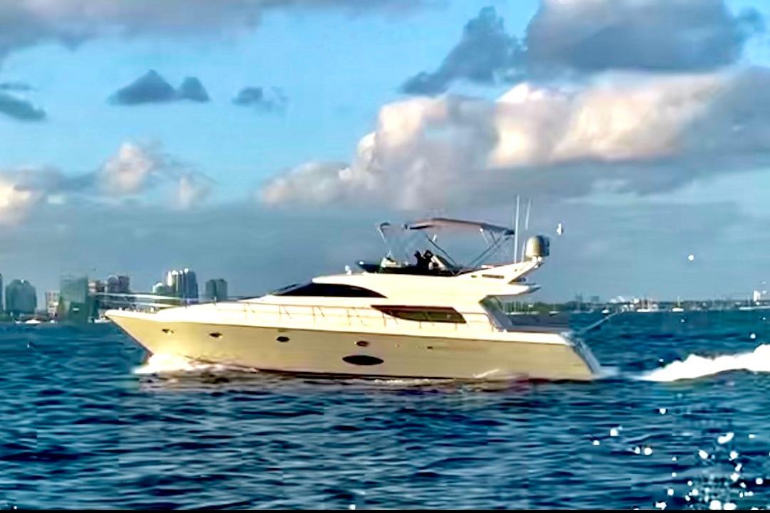 2006 Uniesse 58 MY