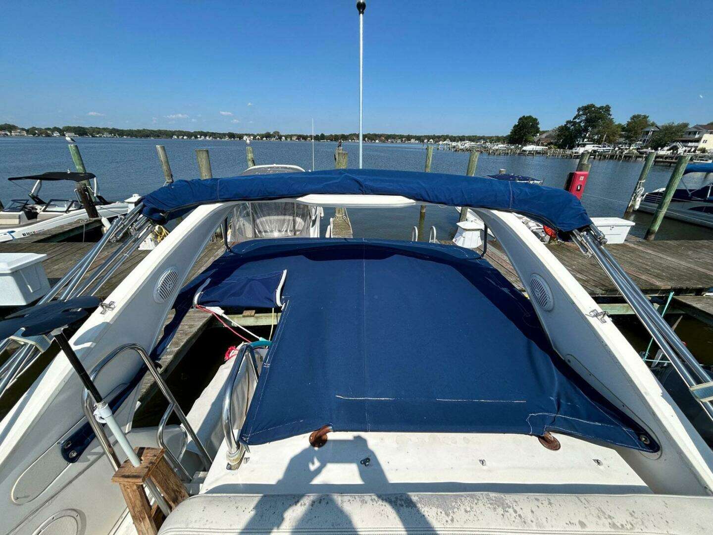 2008 Bayliner Discovery 288 - Image 31