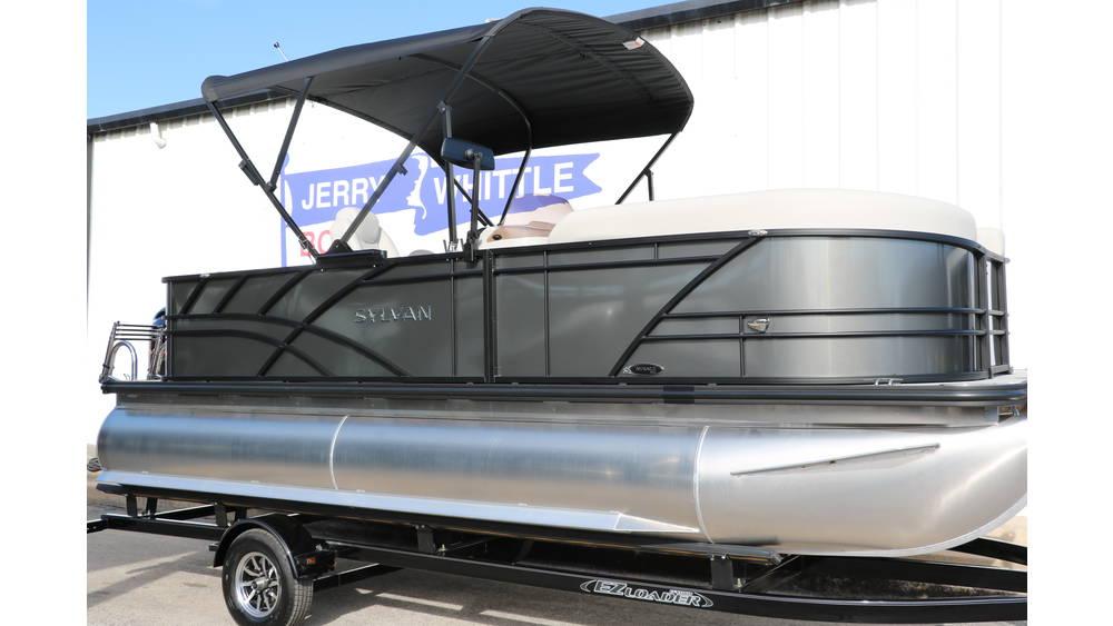2025 Sylvan Mirage 820 Party Fish Premium - 27