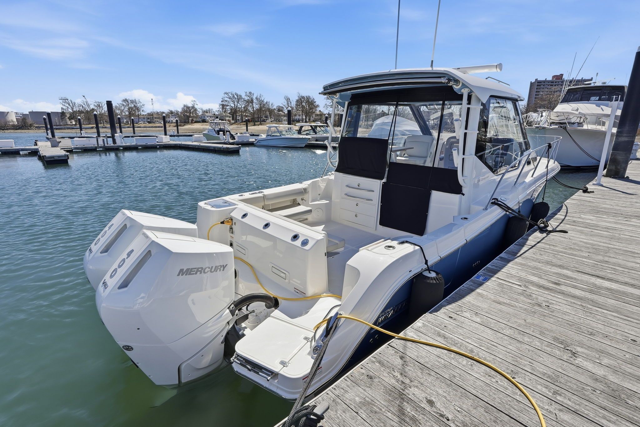 2026 Boston Whaler 325 Conquest - 2