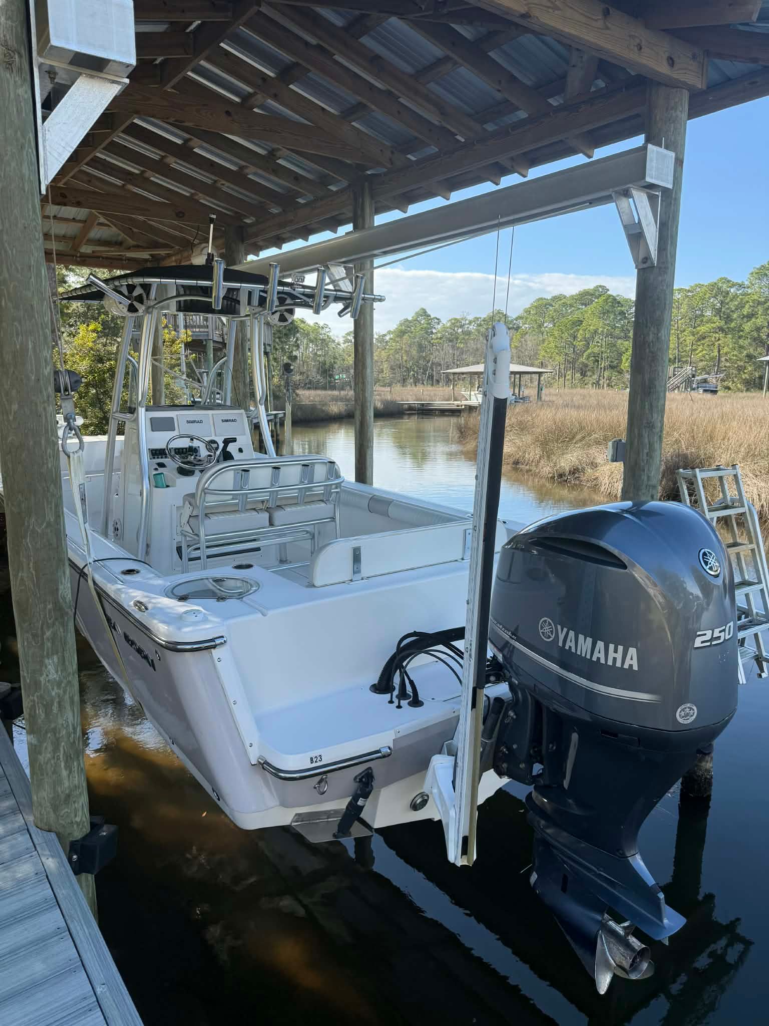 2018 Sea Born LX24 Center Console - 10