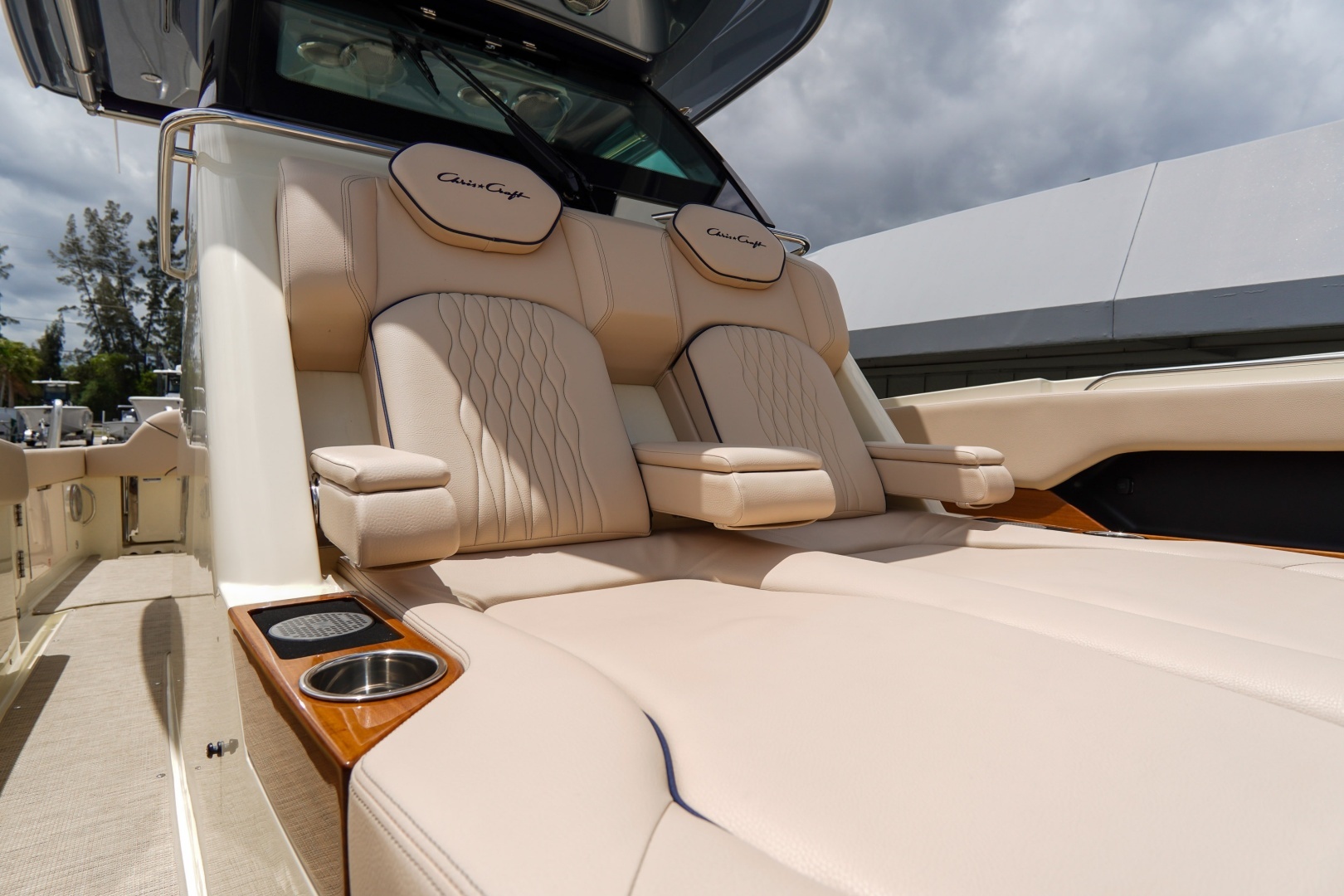 2026 Chris-Craft Catalina - Image 55