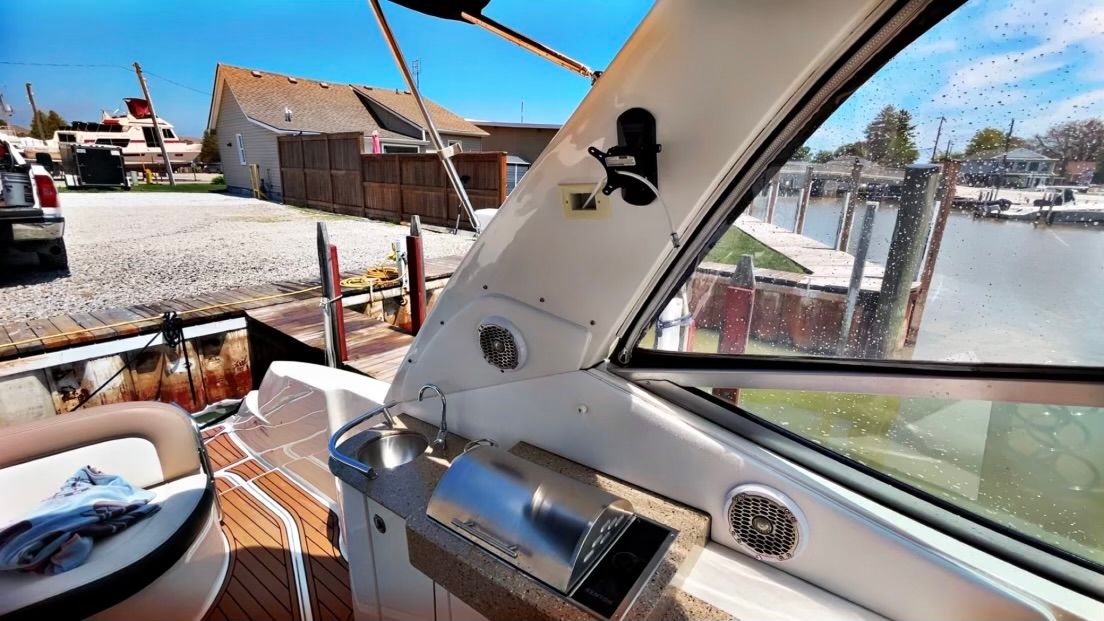 2016 Sea Ray Sundancer 330 - 15