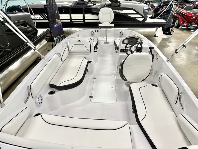2026 Stingray 182 SC - 3