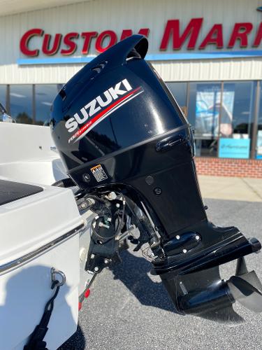 2019 Caravelle 19 EBo Bowrider with Suzuki outboard motor.