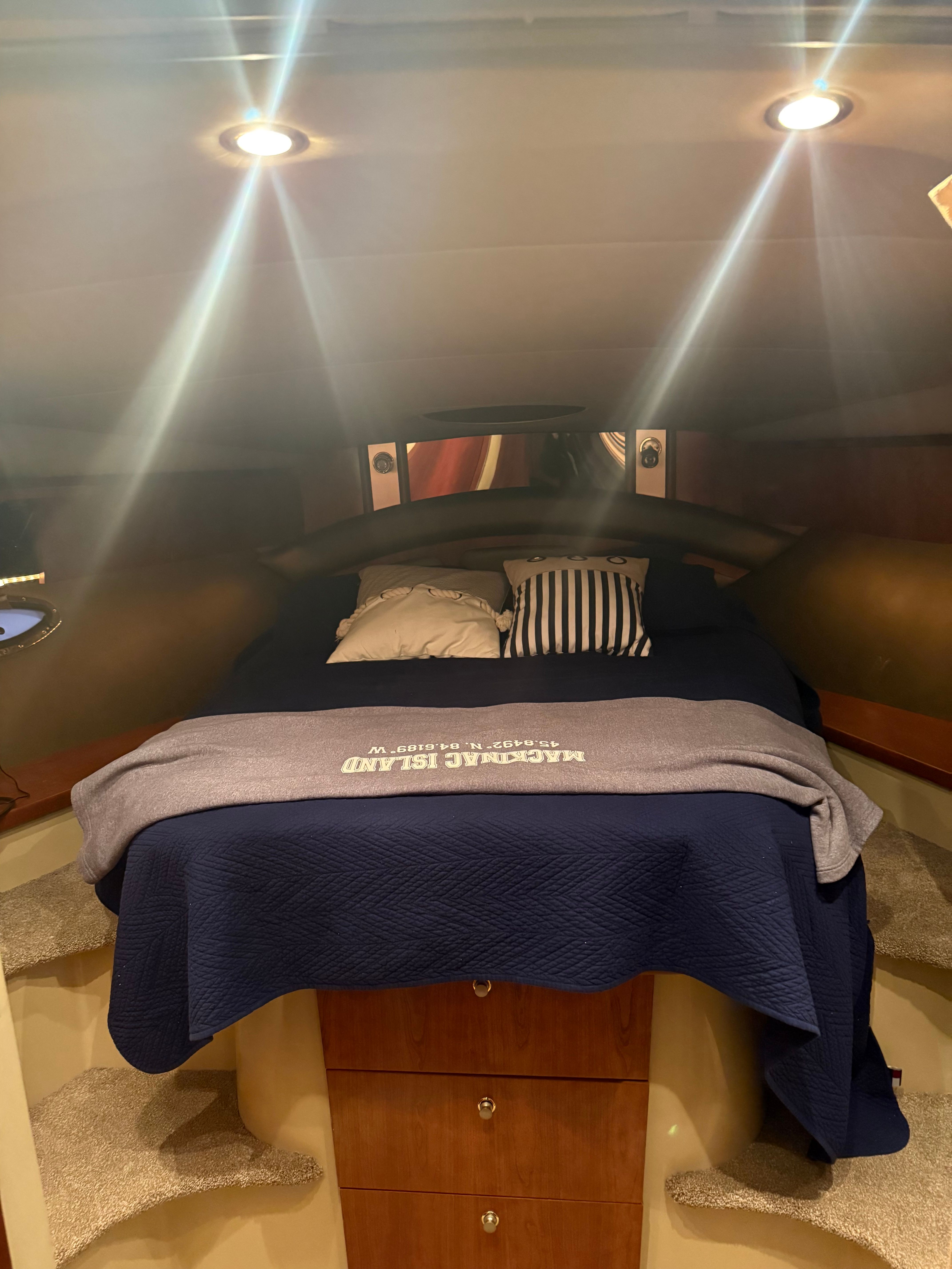 2006 Cruisers Yachts 420 Express - 6