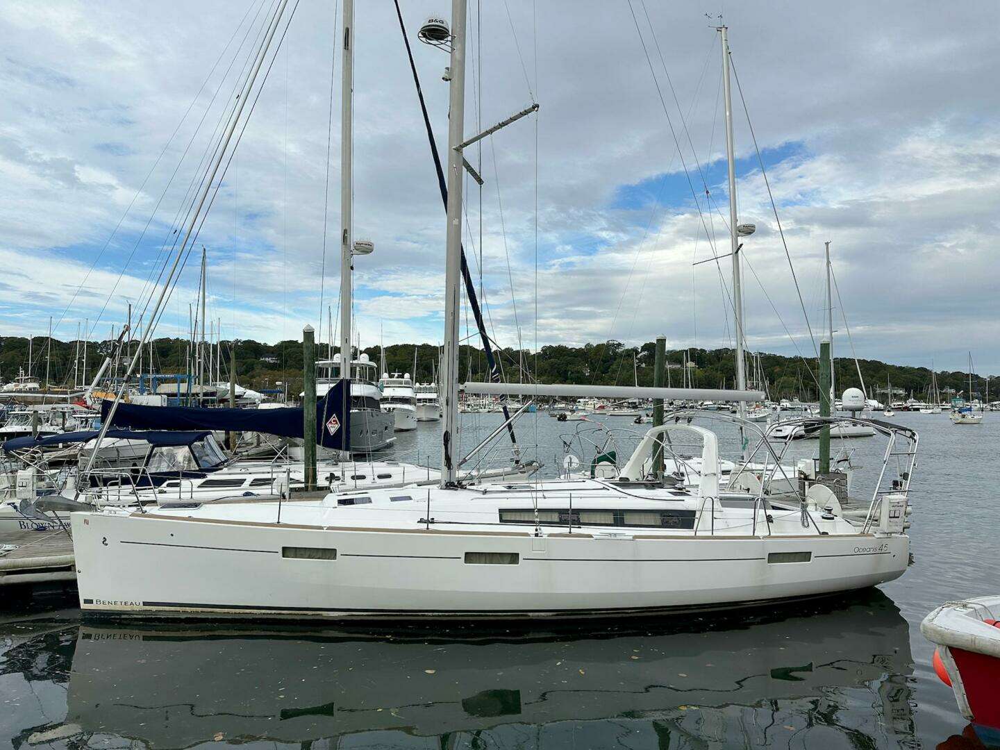 2017 Beneteau Oceanis 45 - Image 2