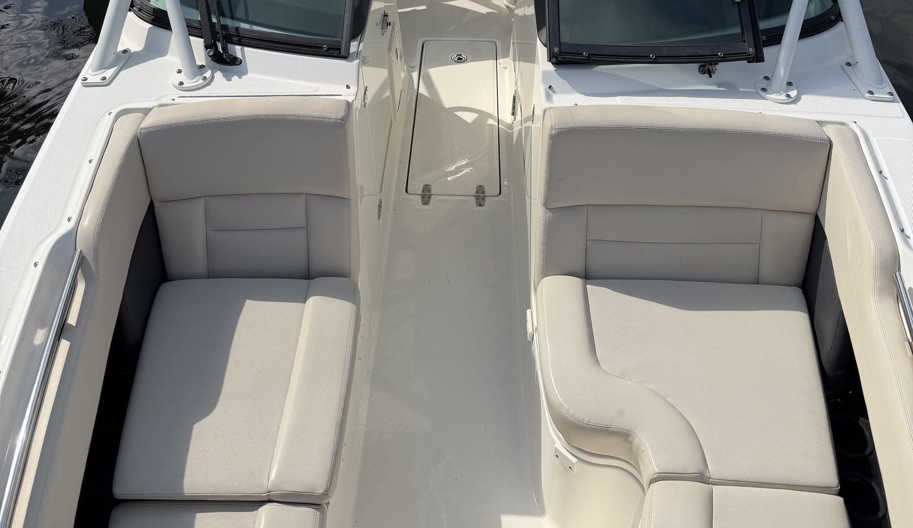 2016 Boston Whaler 270 Vantage - 8