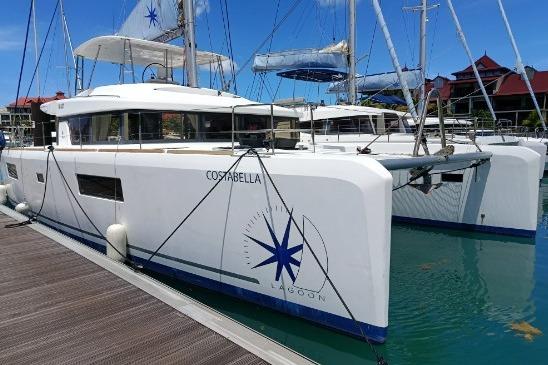 2018 Lagoon 52 F