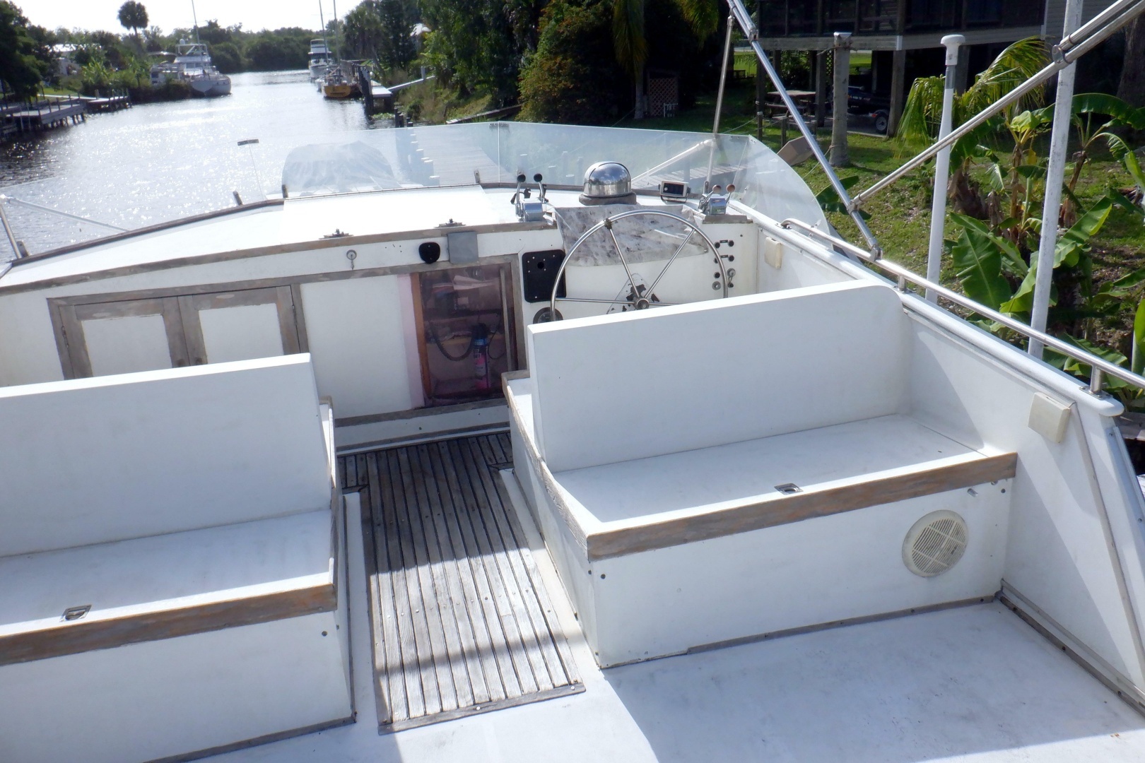 1980 Grand Banks 49 Classic - Image 6
