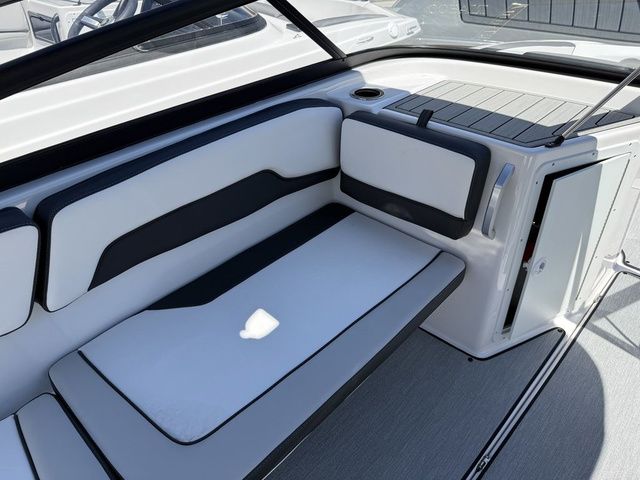 2026 Yamaha Boats AR195 - 24