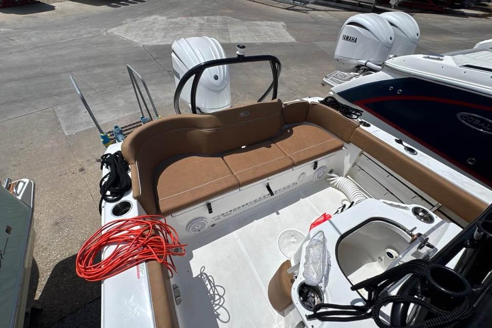 2023 Sea Hunt Ultra 239 SE boat interior with seating and equipment.