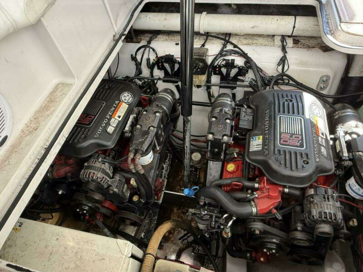 2006 Four Winns 318 Vista - Image 7