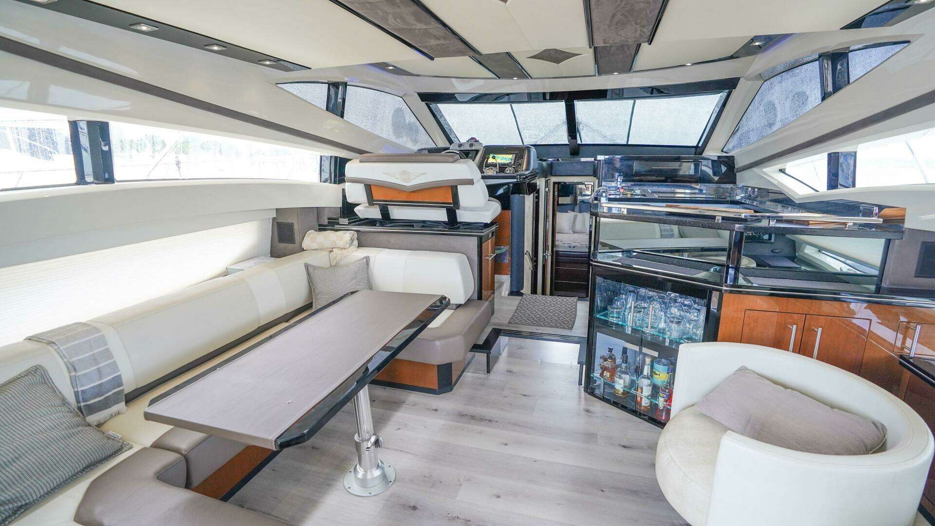 2009 Marquis 500 Sport Bridge - Image 11