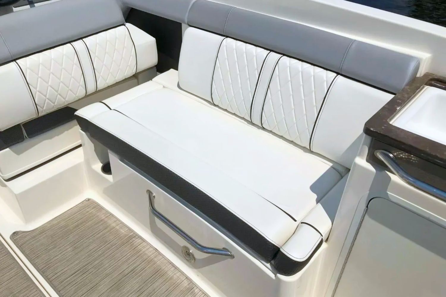 2016 Sea Ray 290 Sundeck - 20