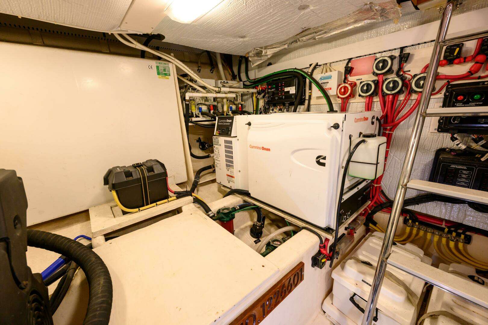 2009 Sabre 42 Hard Top Express - Image 35