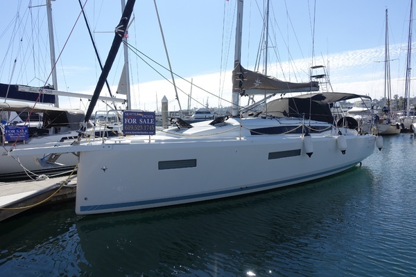 2023 Jeanneau 380 PERFORMANCE
