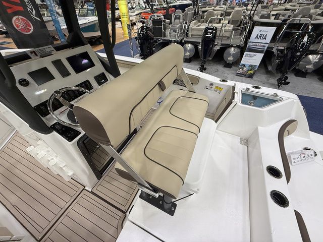 2025 Yamaha Boats 222 FSH Sport E - 7