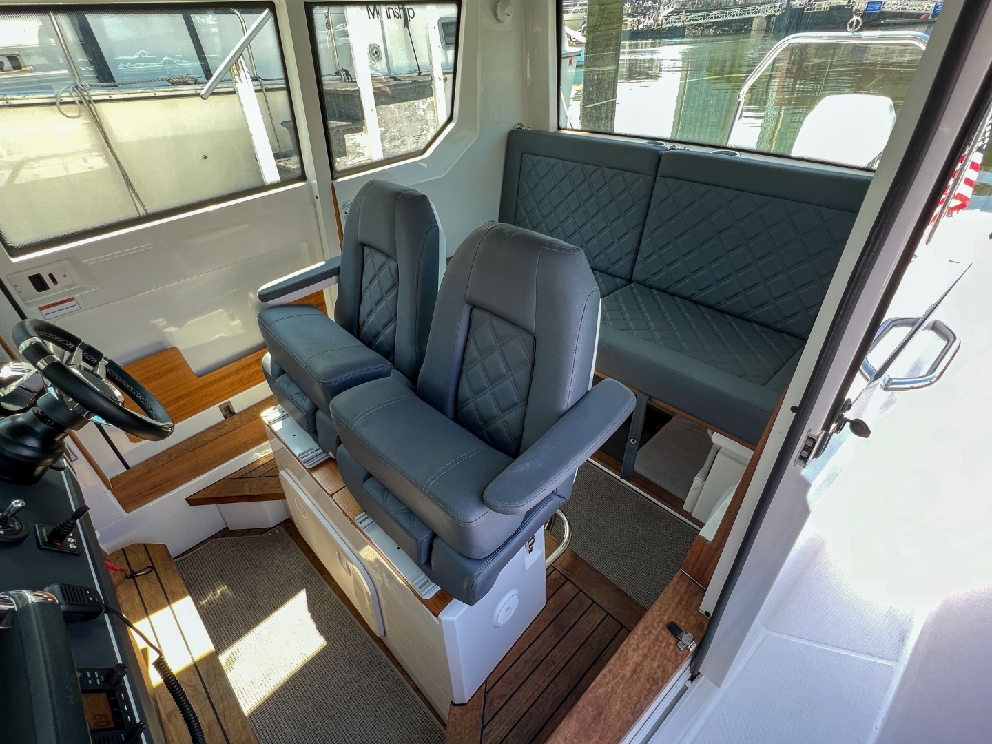 2020 Axopar 28 Cabin - Image 21
