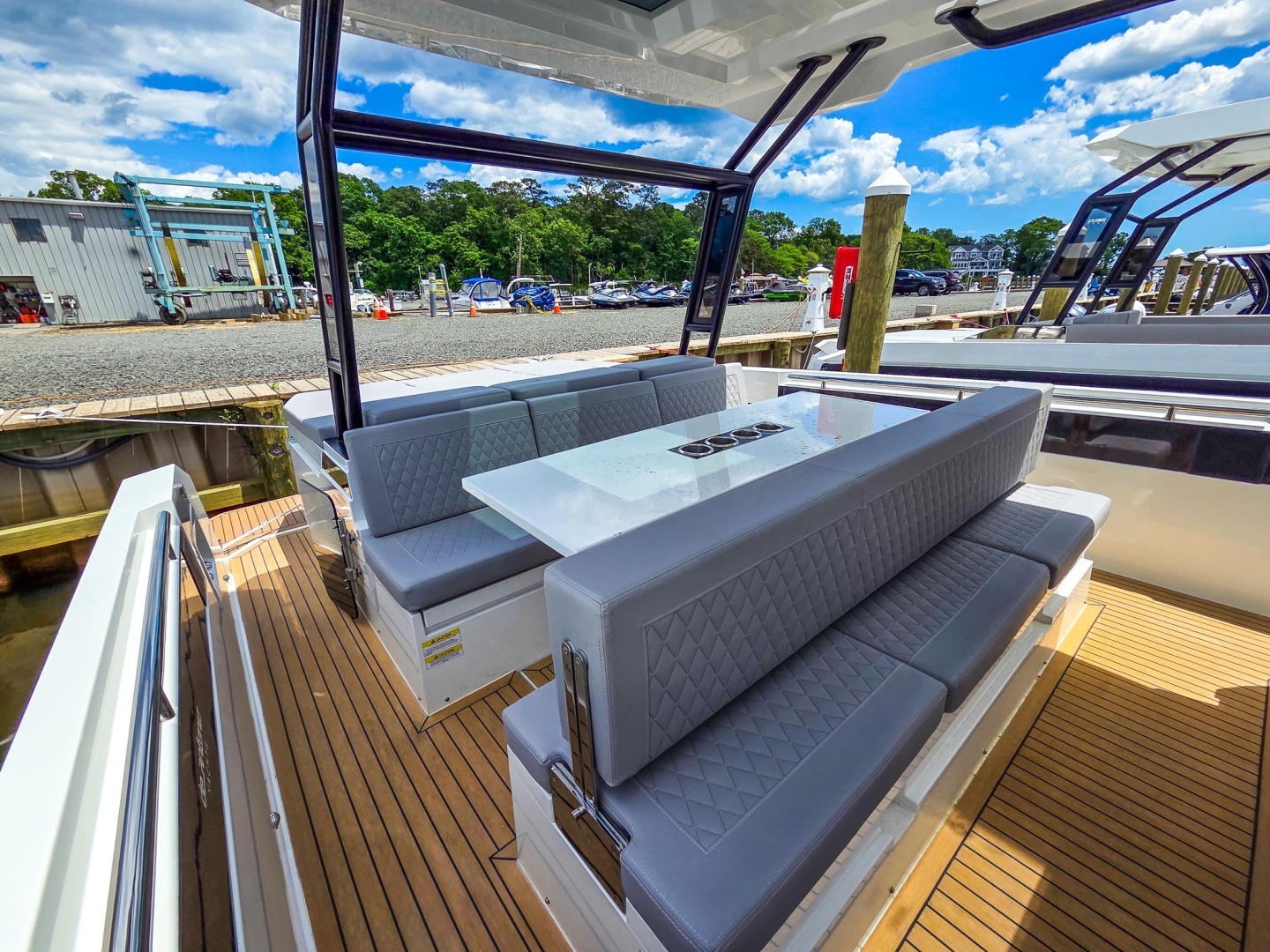 2026 De Antonio Yachts D32 - Image 18