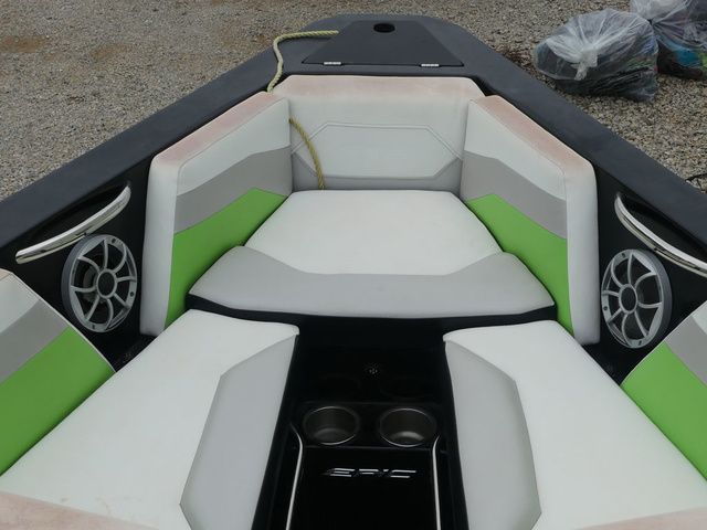 2016 Epic 23V - 25