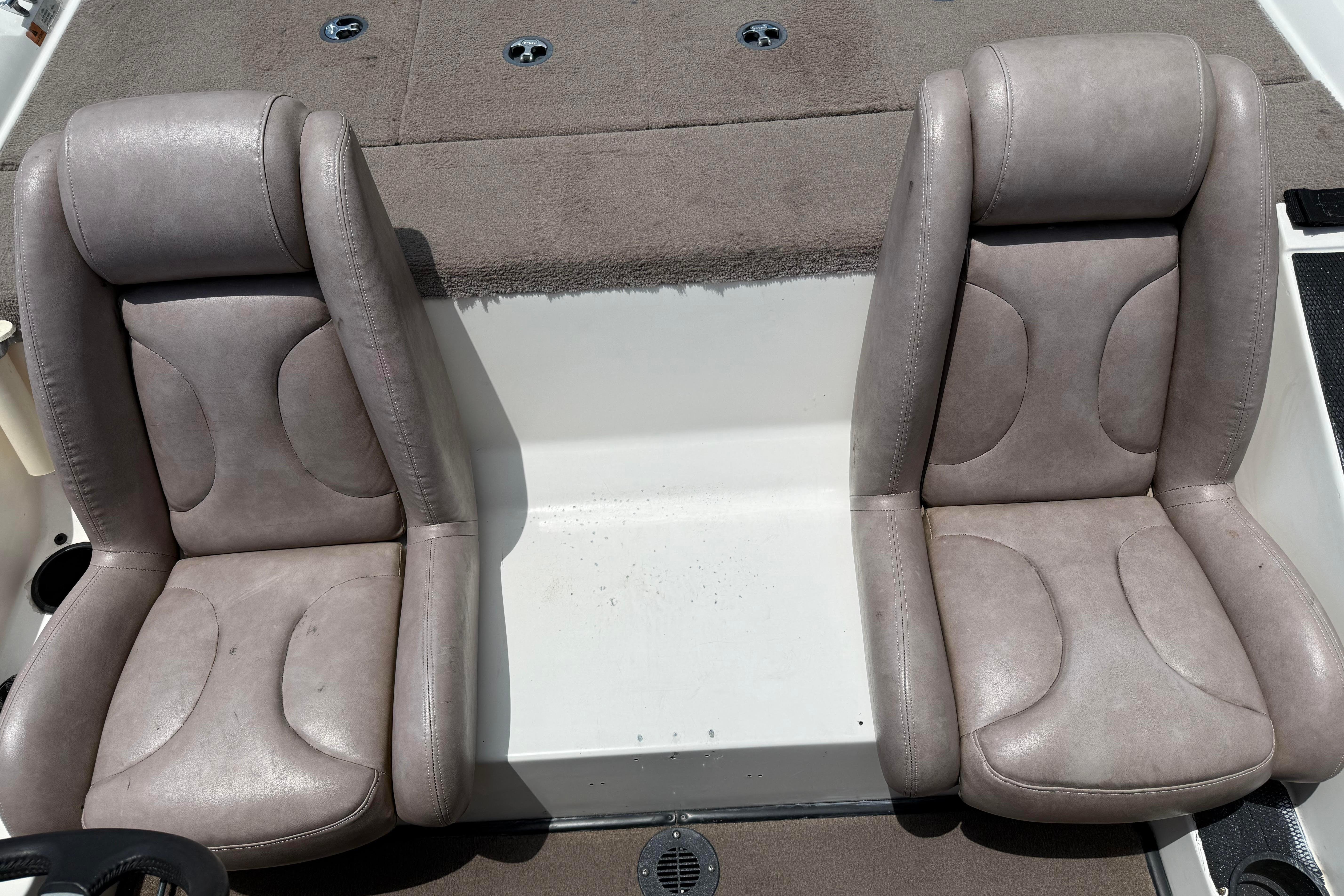 2006 Stratos 294 Pro XL boat seats, gray leather, dual seating arrangement.
