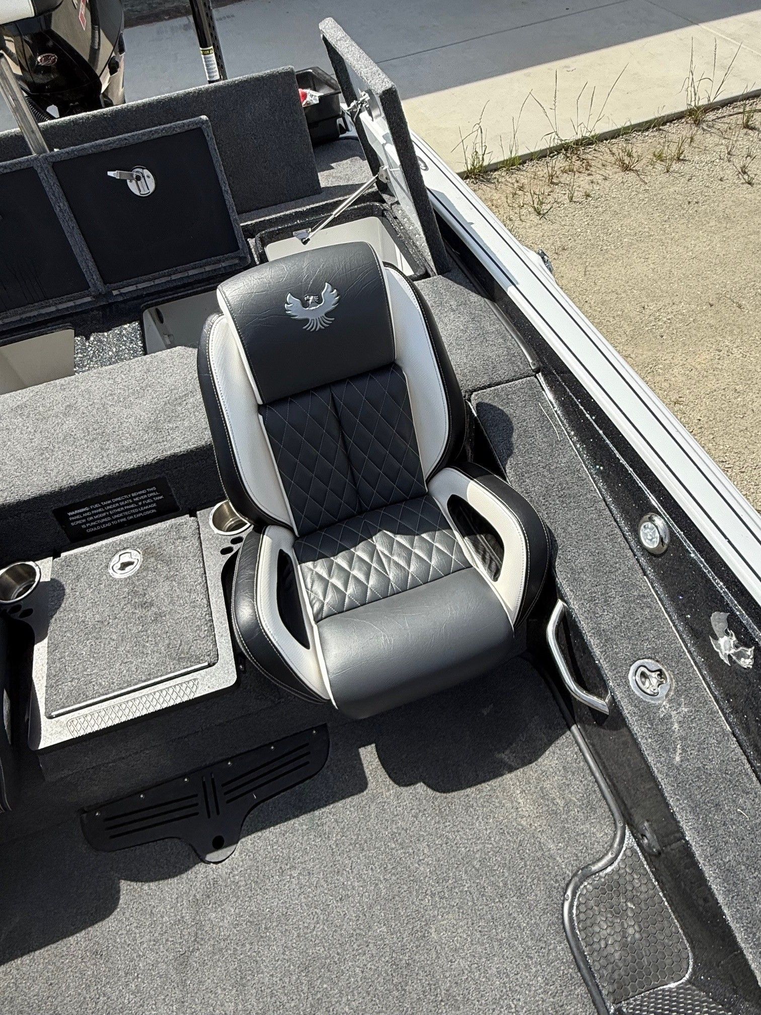 Luxurious seat in Phoenix 721 ZXL boat, model 2025.
