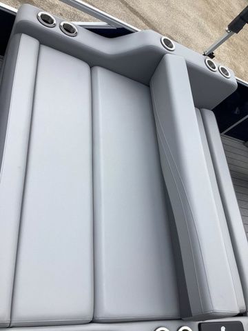 2026 SunCatcher Fusion 324SL - 33
