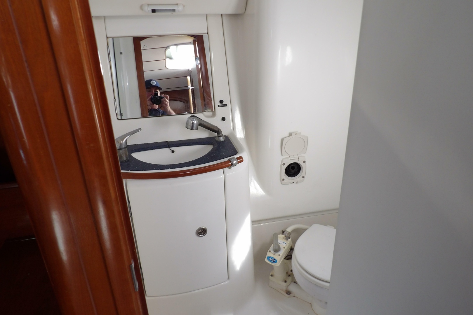 2002 Beneteau 473 - Image 42