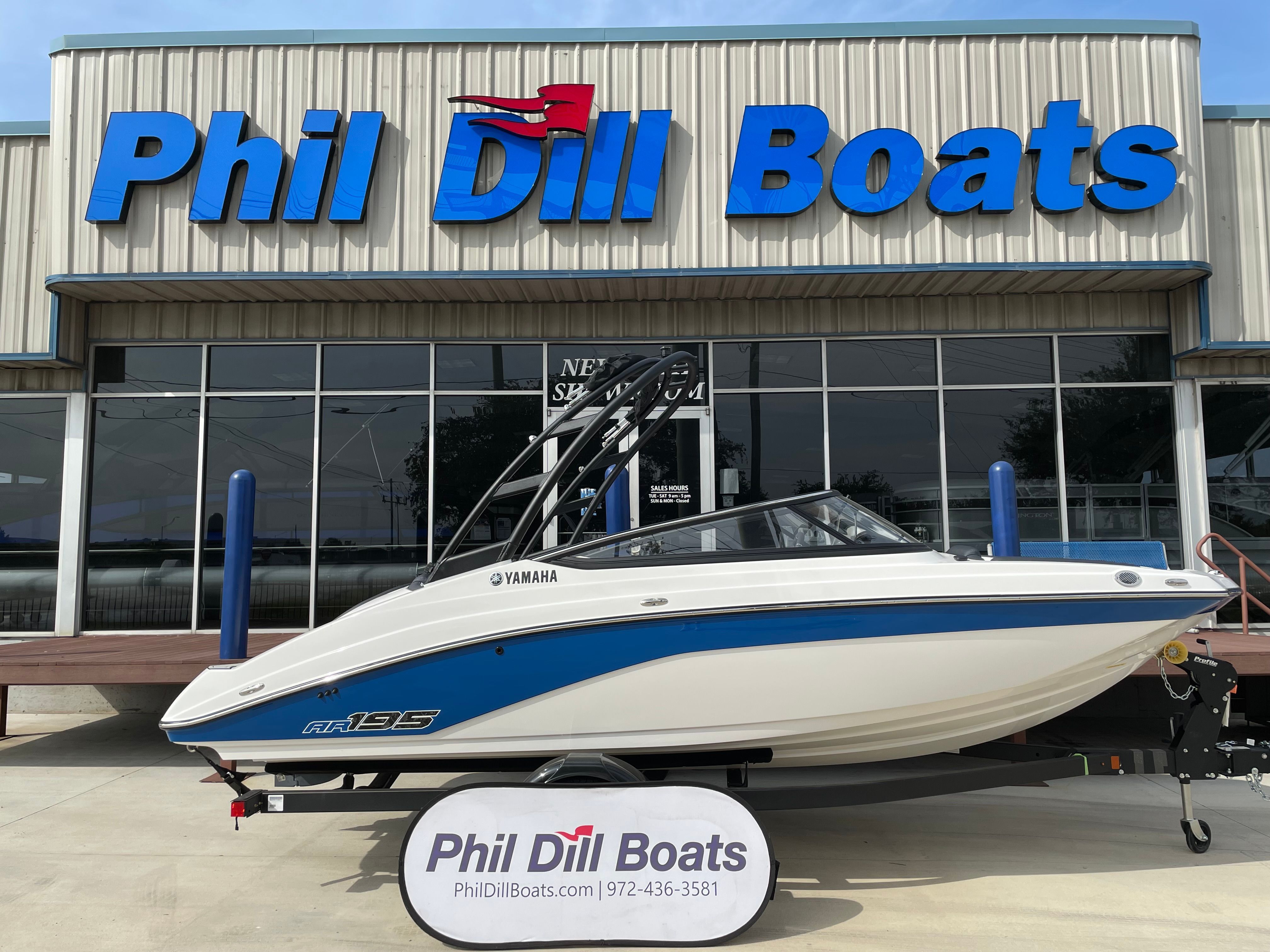 2026 Yamaha Boats AR195