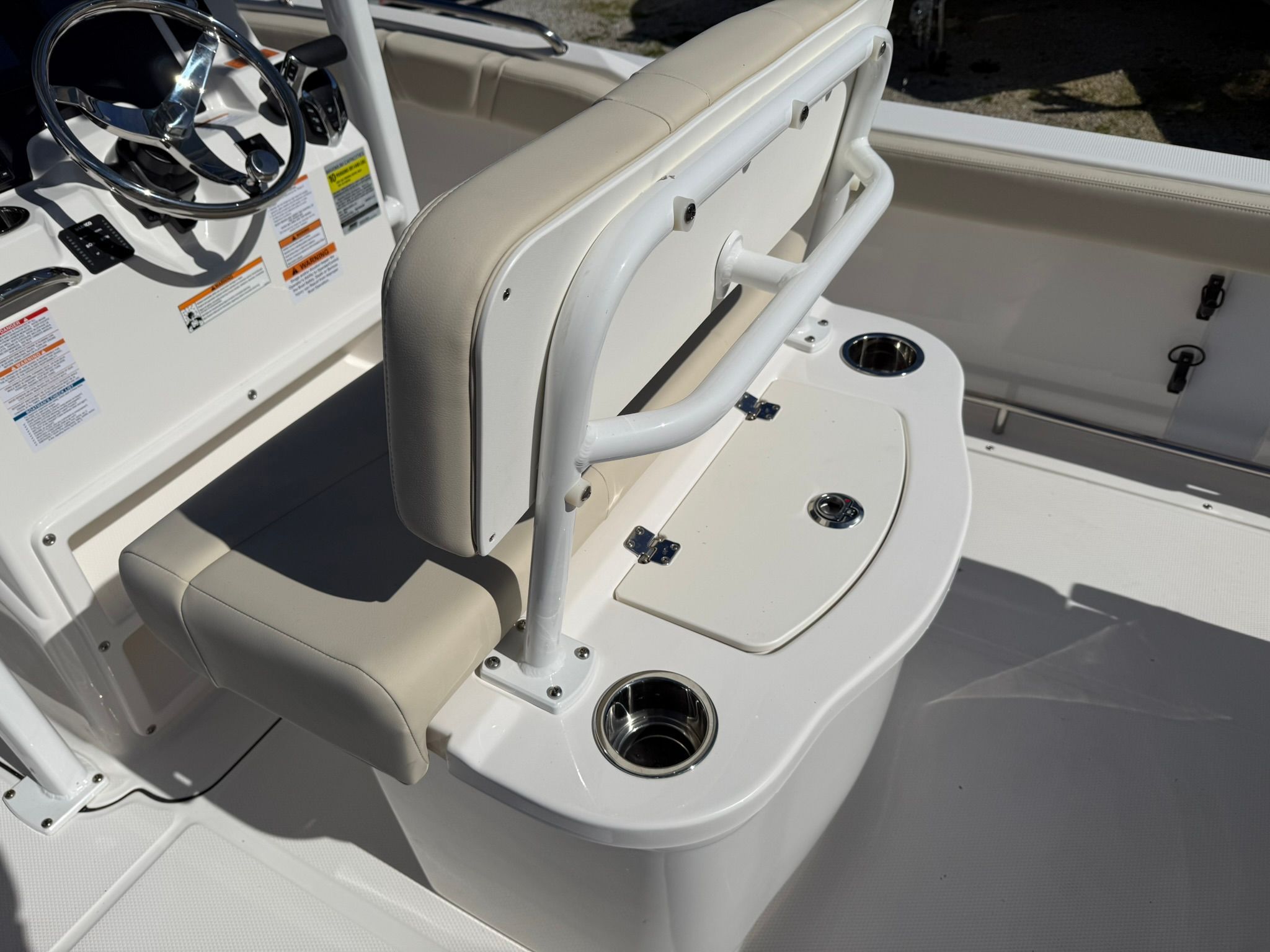 2026 ROBALO 222 CC - Image 15