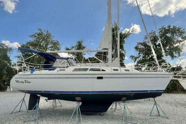 2003 Catalina 350