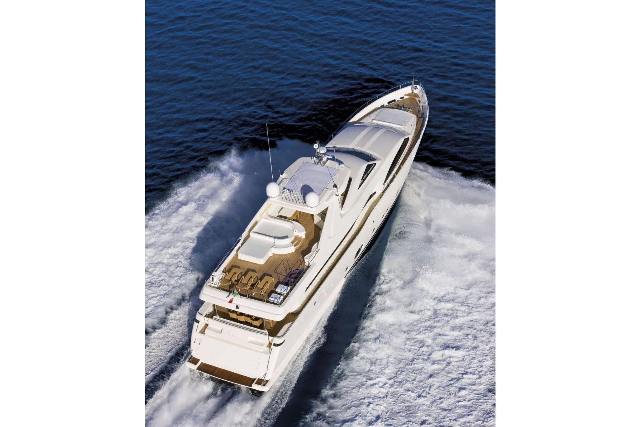 2009 Custom Line 112 Next