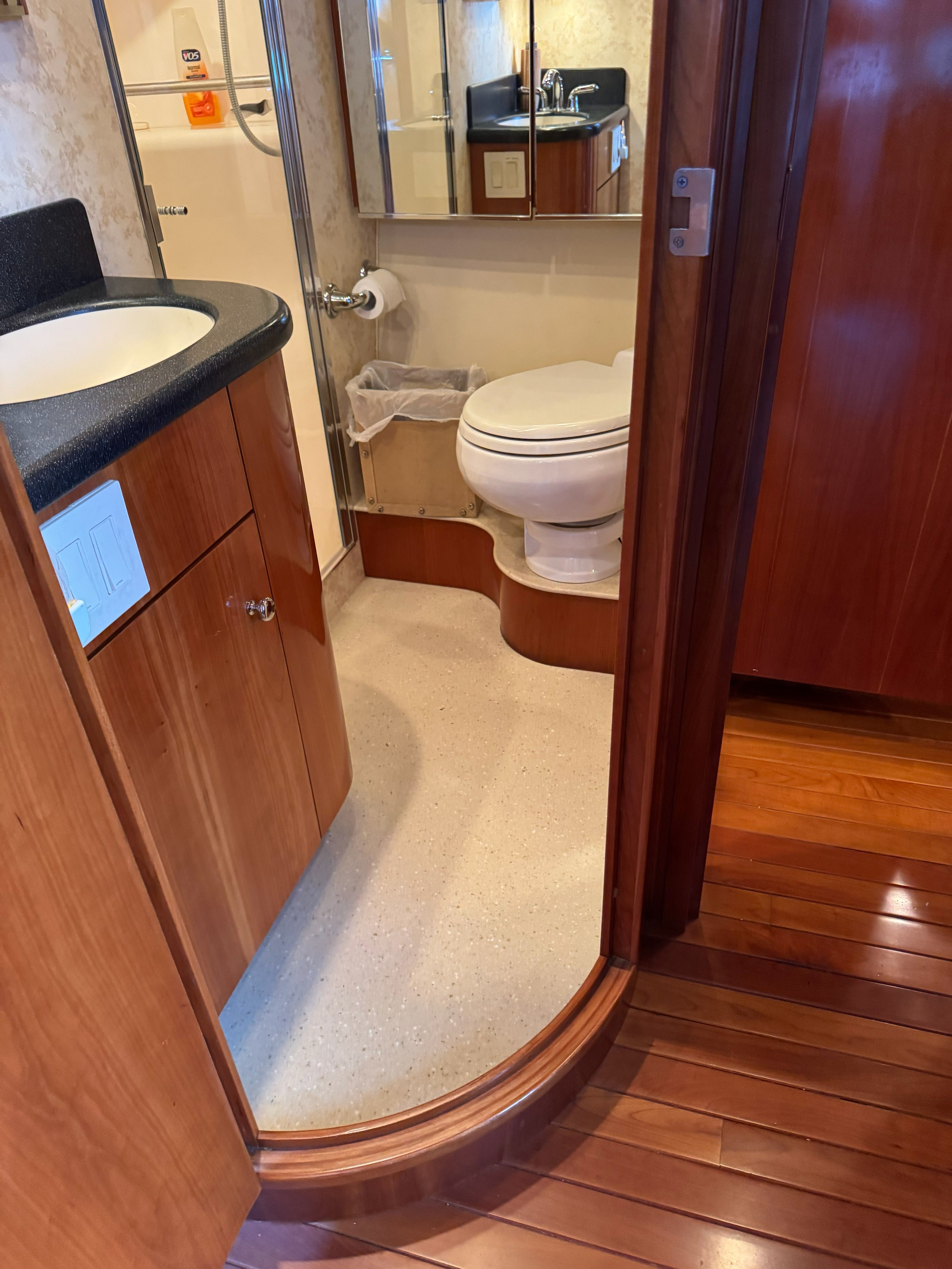 2003 Tiara Yachts 5000 Open - 85