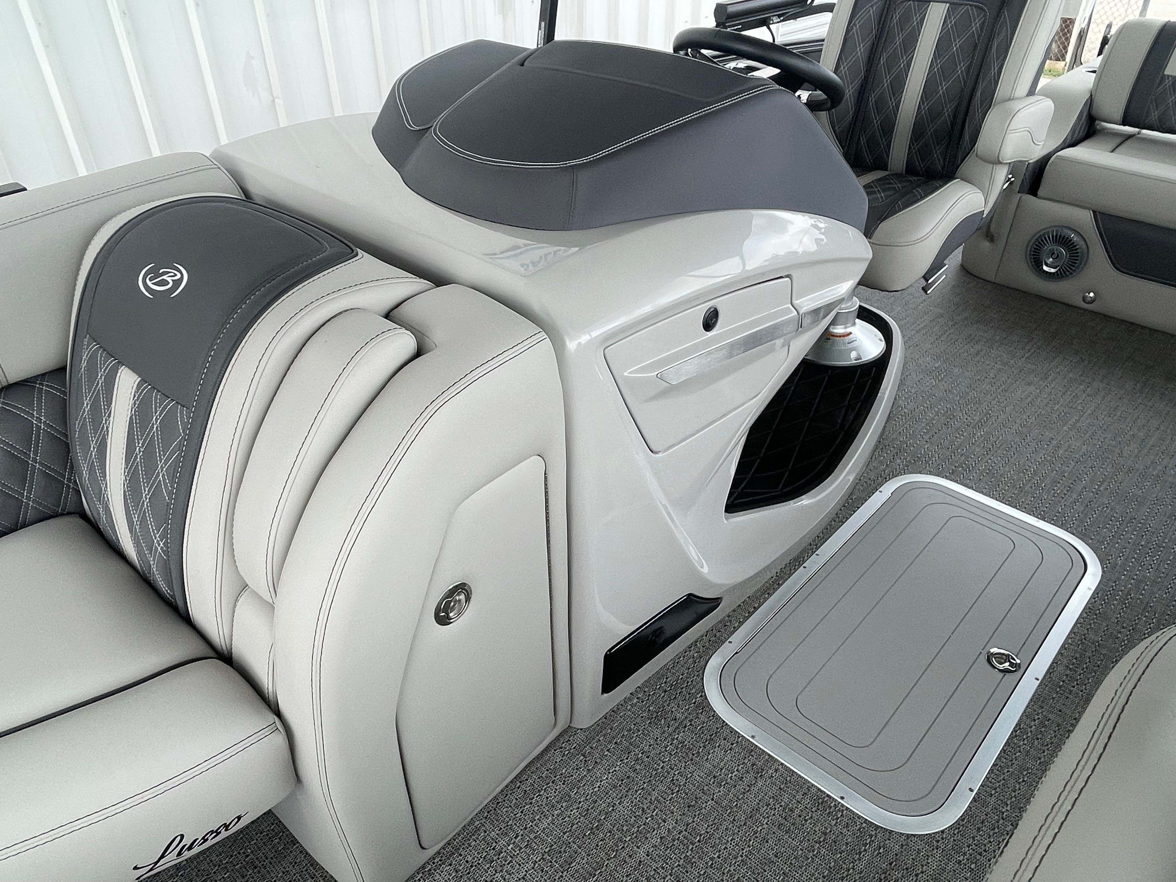 2025 BARLETTA L25UC - Image 17
