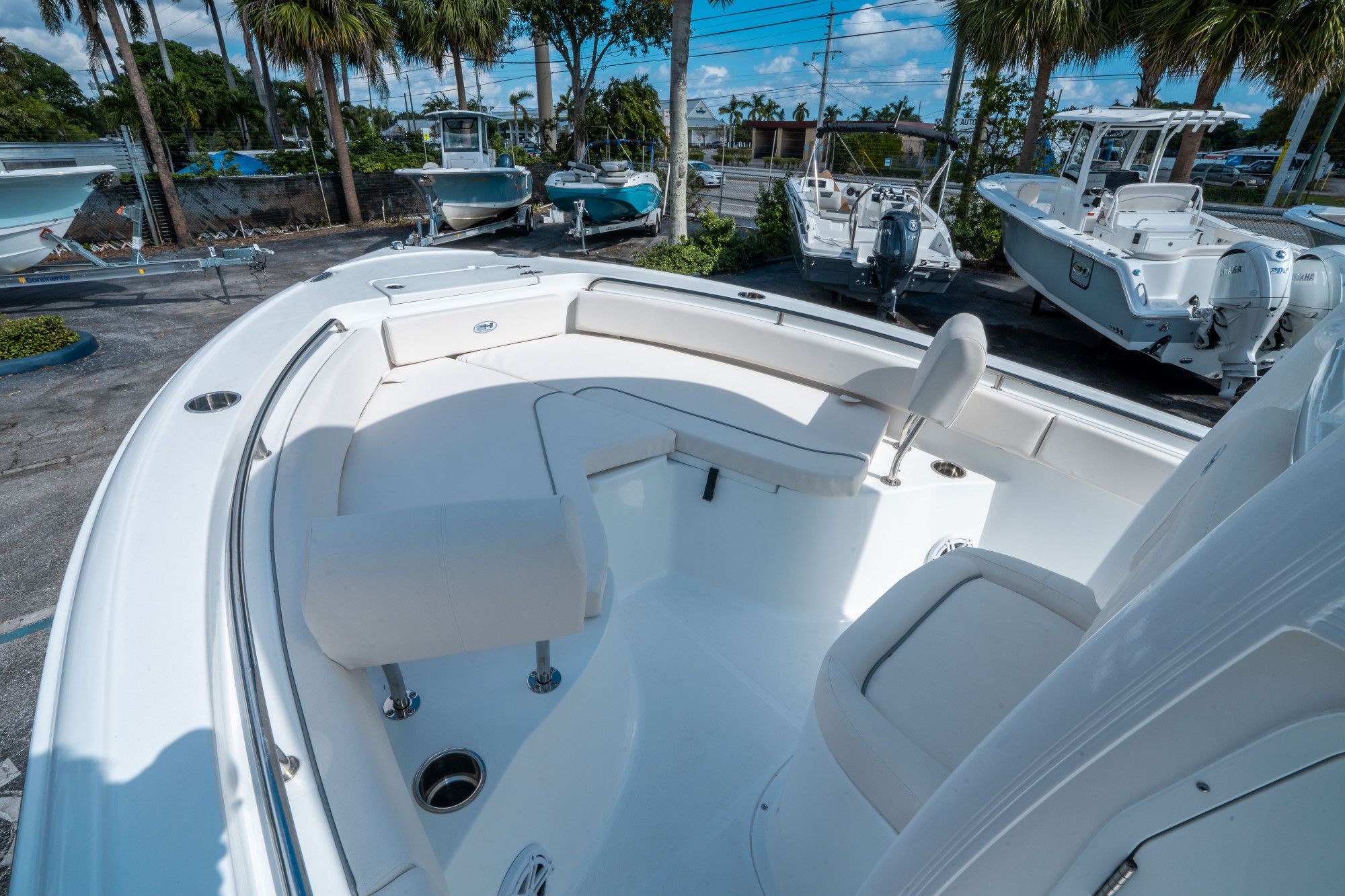 2026 Sea Hunt Ultra 234 - 18