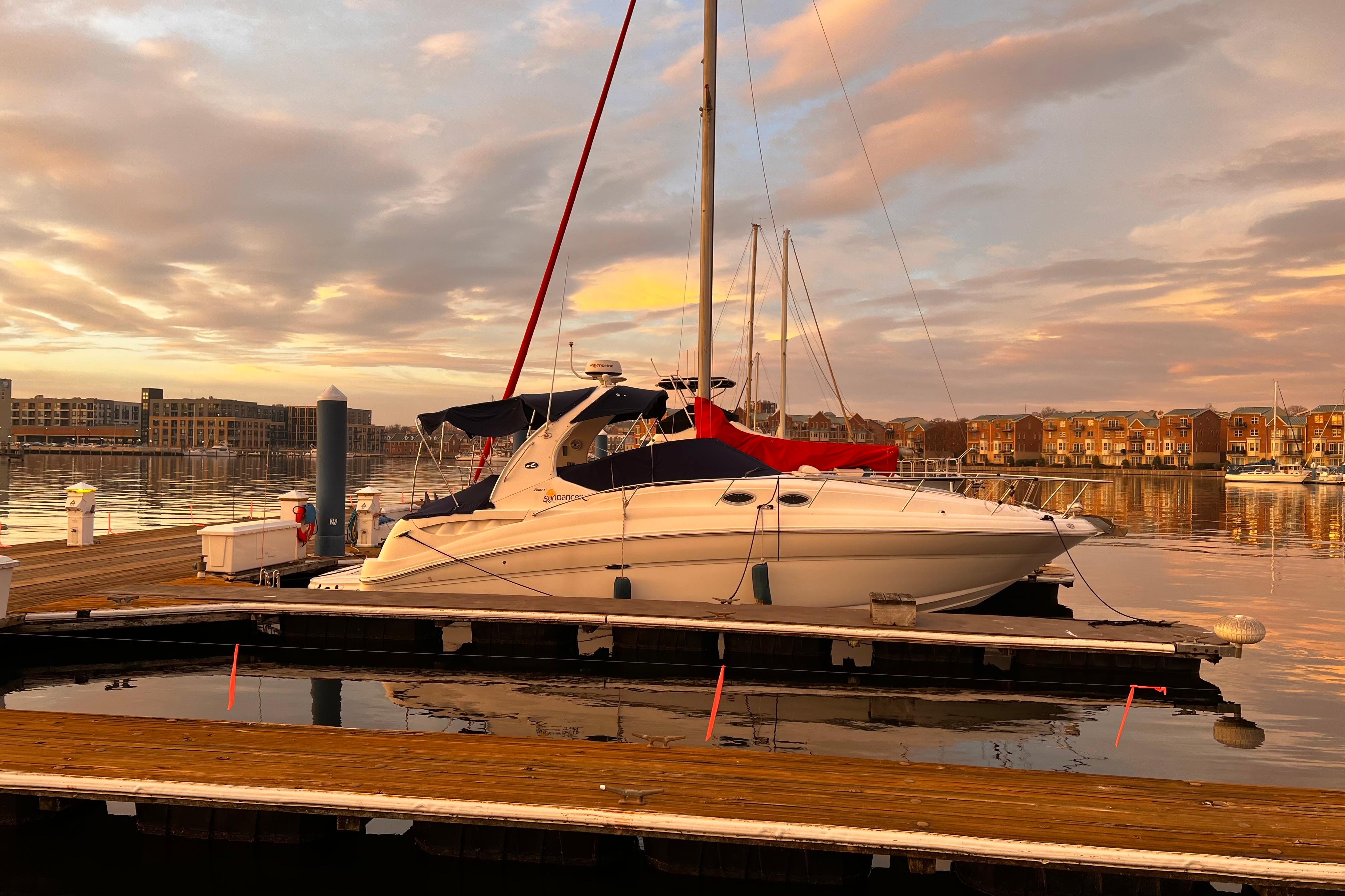 2006 Sea Ray Sundancer 320