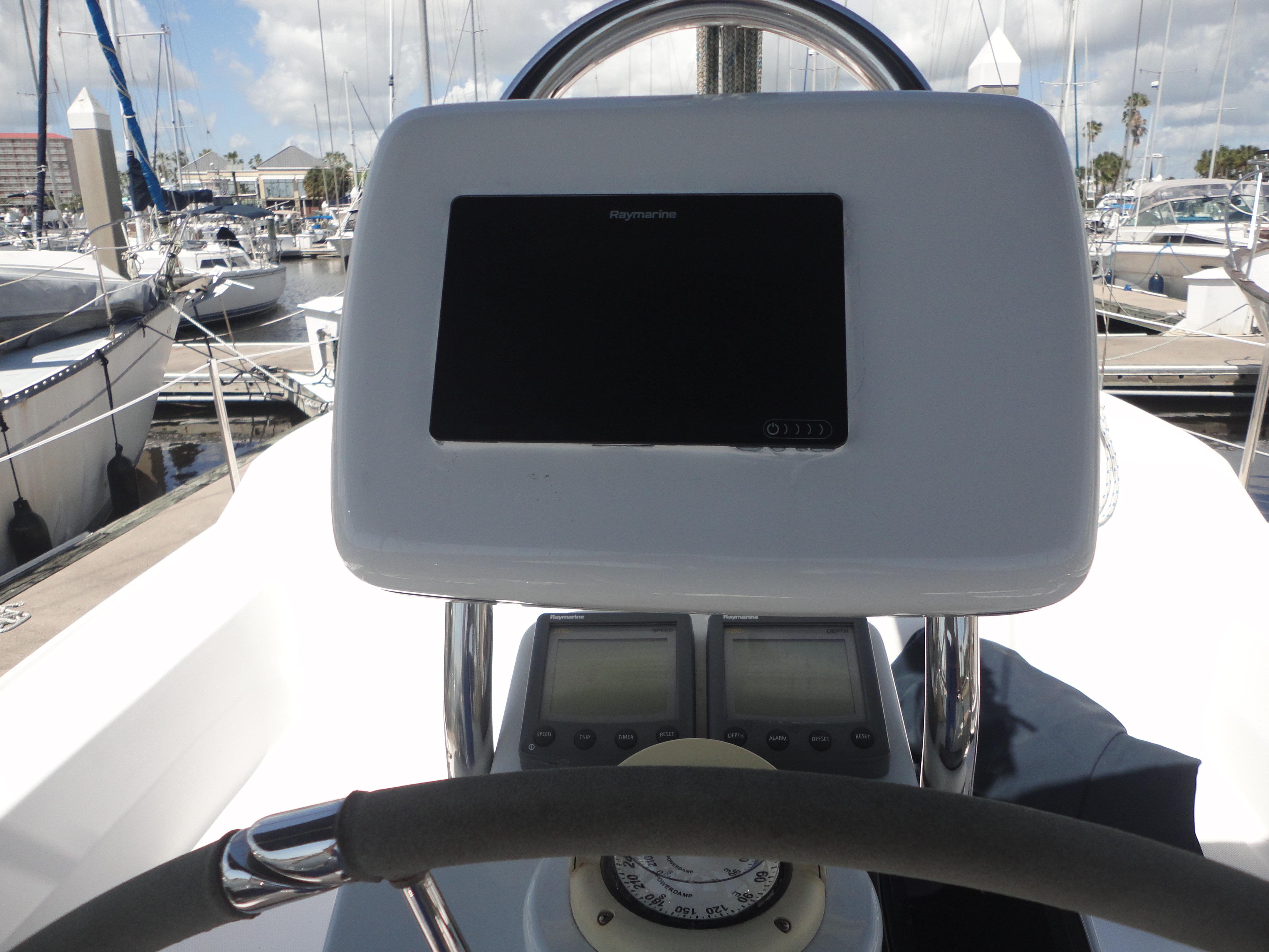 2013 Marlow-Hunter Hunter 27 - 26