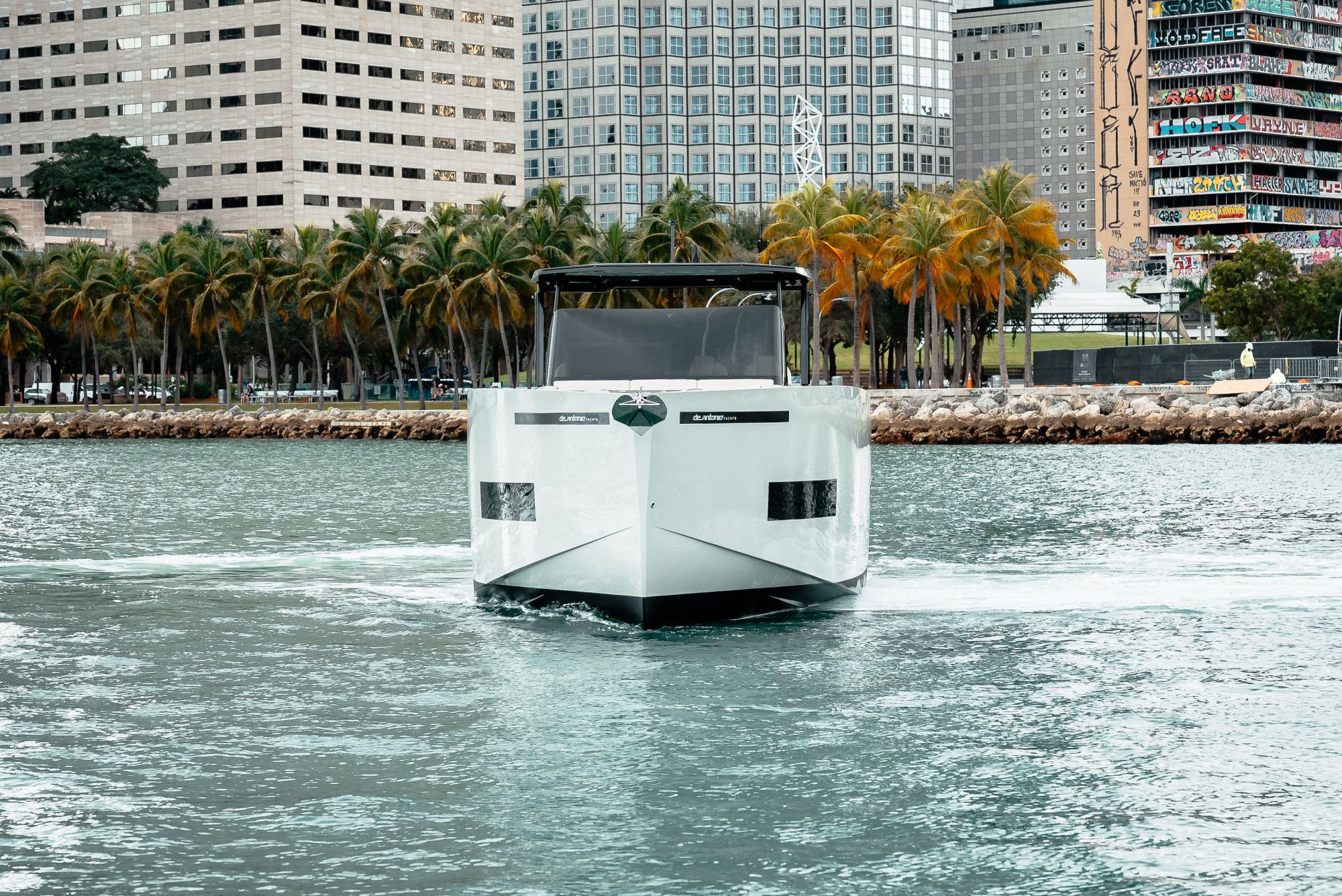 2025 De Antonio Yachts D50 OPEN - 3