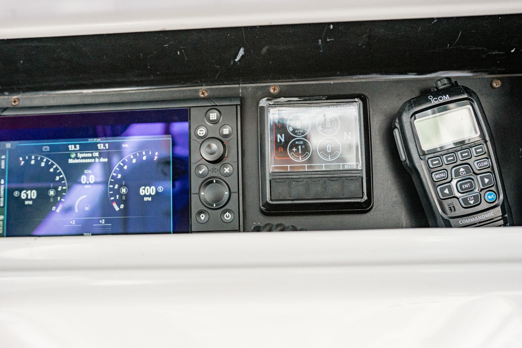 2019 Mag Bay 33 CC - 227