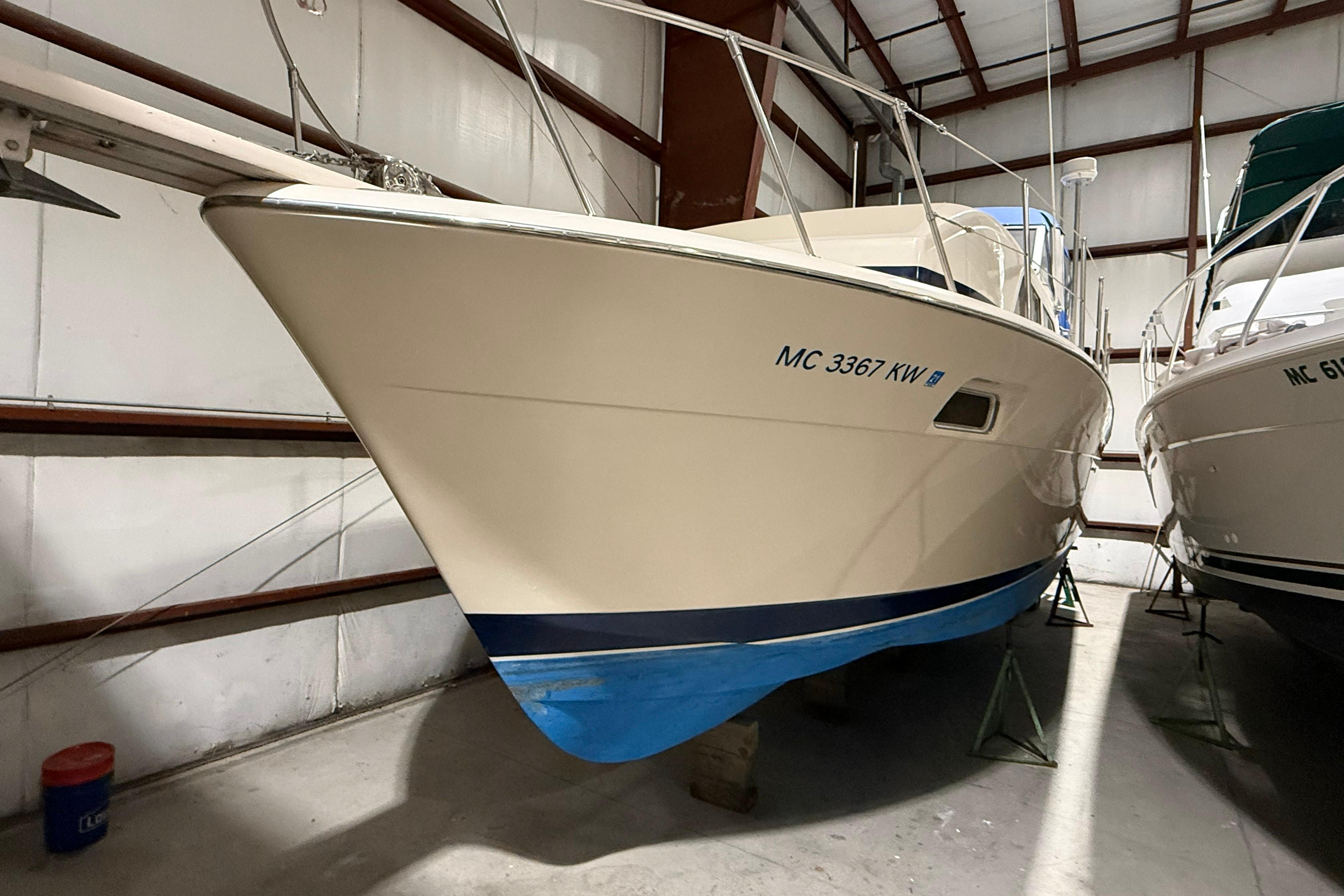 1979 Chris-Craft 350 Catalina